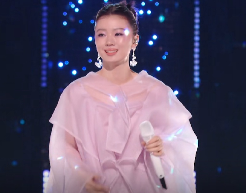 单依纯
